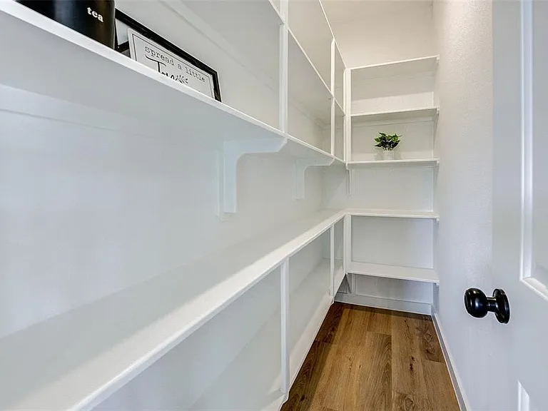 8361 Tate St — Photo 2