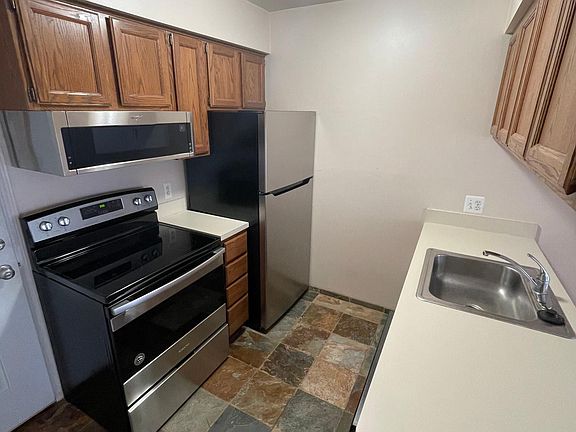 2nd image of 54 S Broadway St APT 22