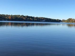 4 Griggs Rd, Sutton, MA 01590