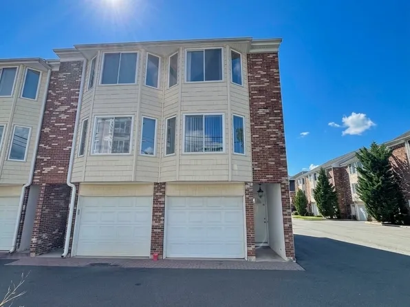 1611 Washington Boulevard #35, Stamford, CT 06902