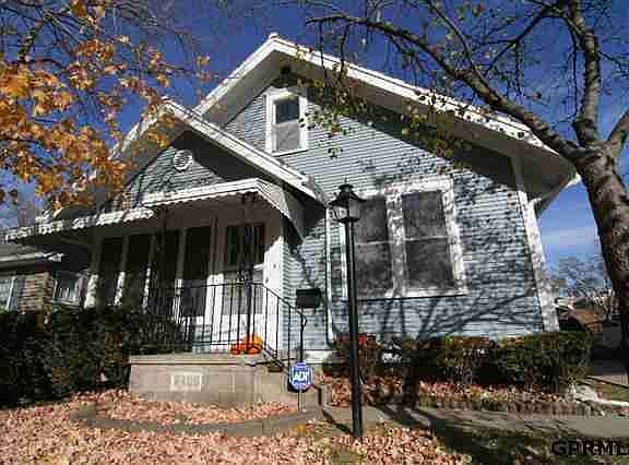 2nd image of 4406 Marcy St