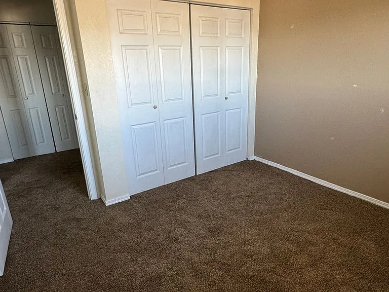 212 N Roosevelt St — Photo 32