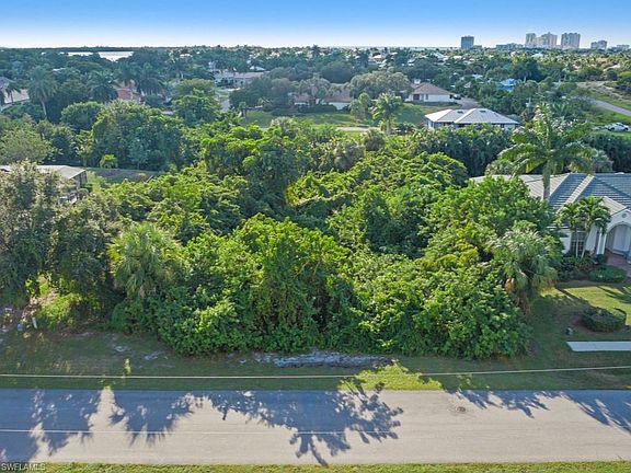 3rd image of 820 Caxambas Dr Lot 10