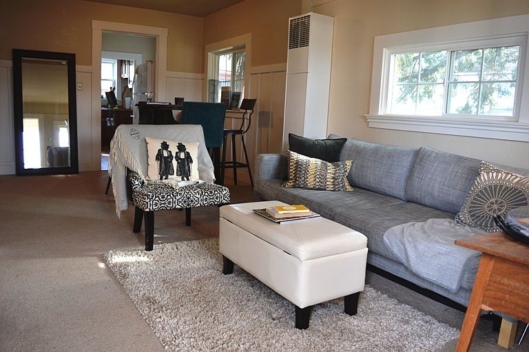 1st image of 411 Turney St #1