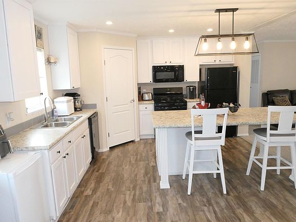 3rd image of 1259 Concord Dr