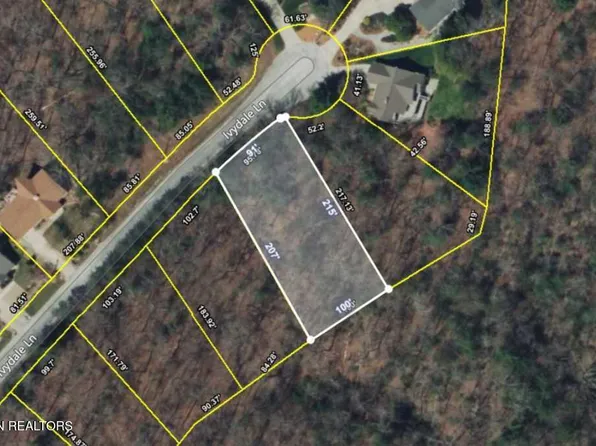 30 Ivydale Ln, Crossville, TN 38558