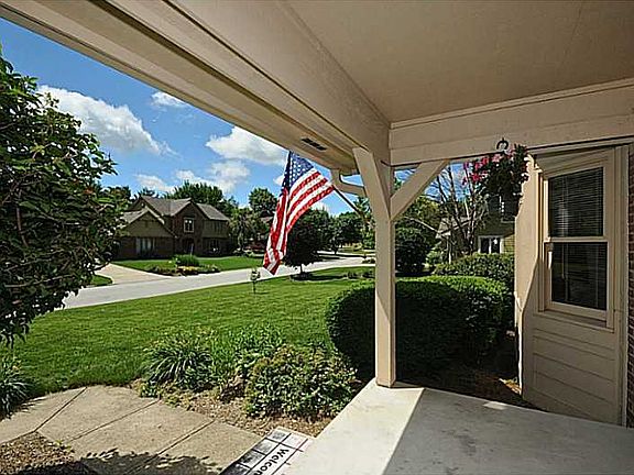 2nd image of 505 Pixley Ln