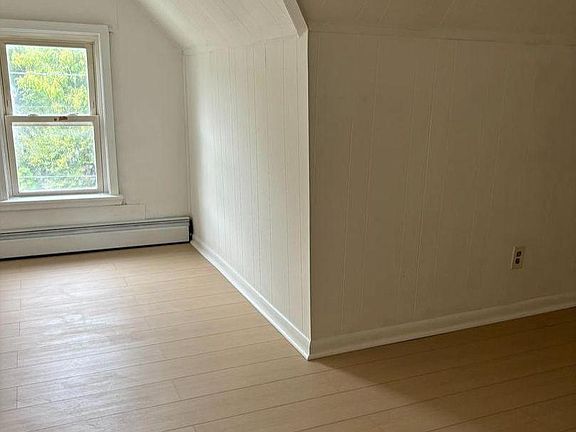 3rd image of 214 E Main St Floor 3