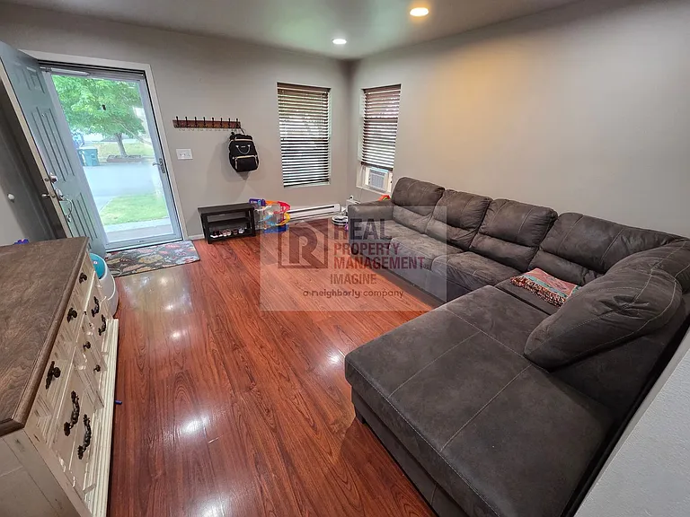 9978 Dragt St SE — Photo 5