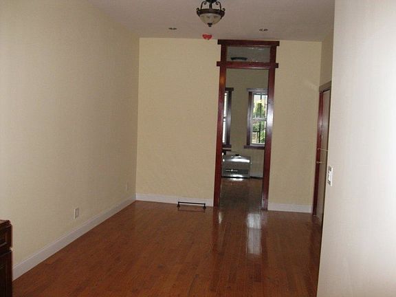 2nd image of 73 Engert Ave #3RIVER