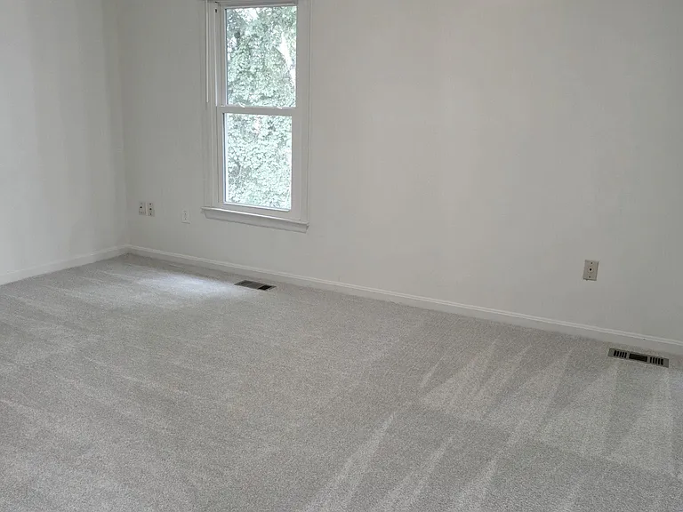 10617 Pine Haven Ter — Photo 17