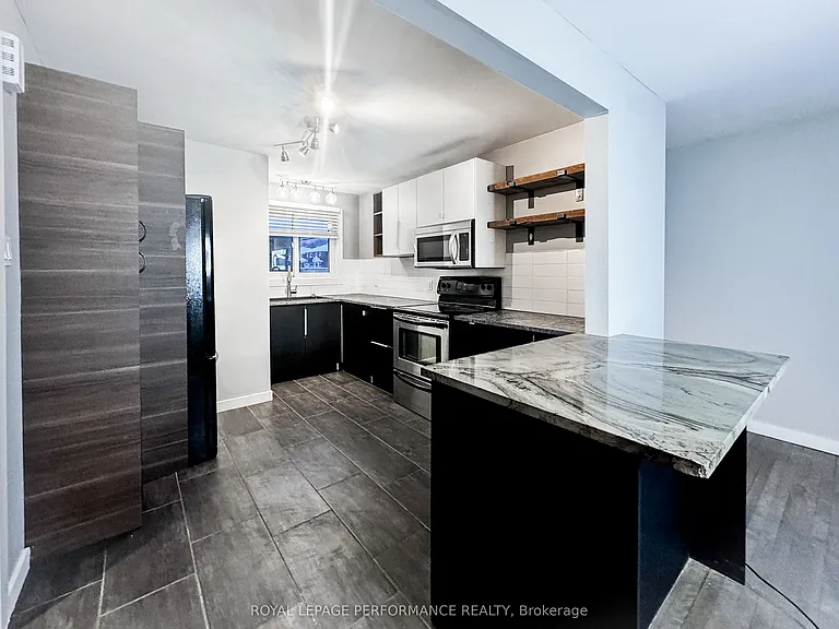 726 Cummings Ave #A — Photo 7