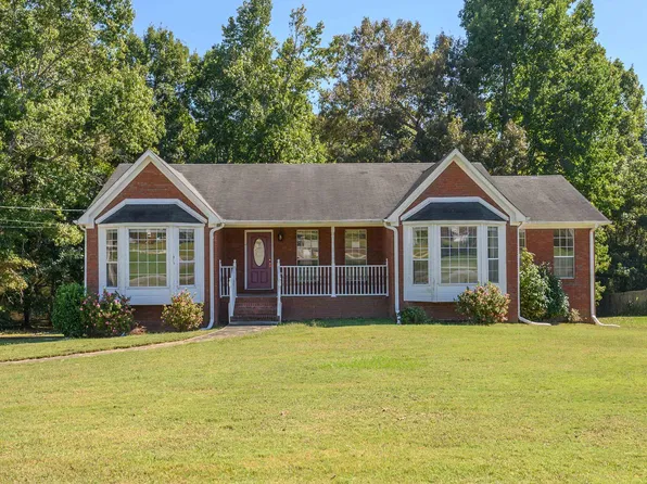 6640 Post Oak Dr, Hueytown, AL 35023