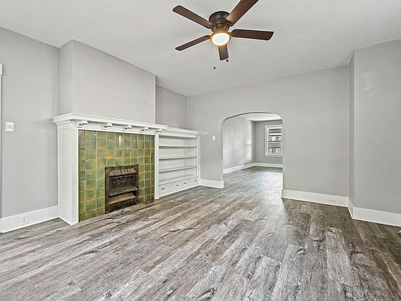 5th image of 1156 Davis Ave Unit 1
