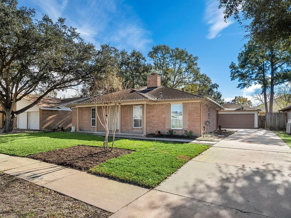 21627 Cimarron Pkwy