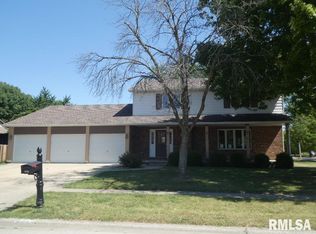 1716 S Buhr Mill Ct, Springfield, IL 62704