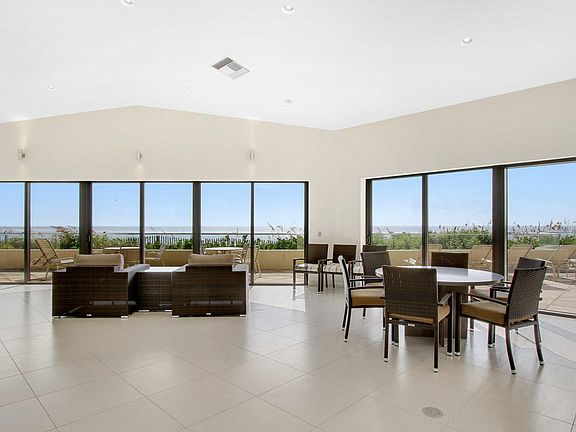 5th image of 5510 N Ocean Drive #22c