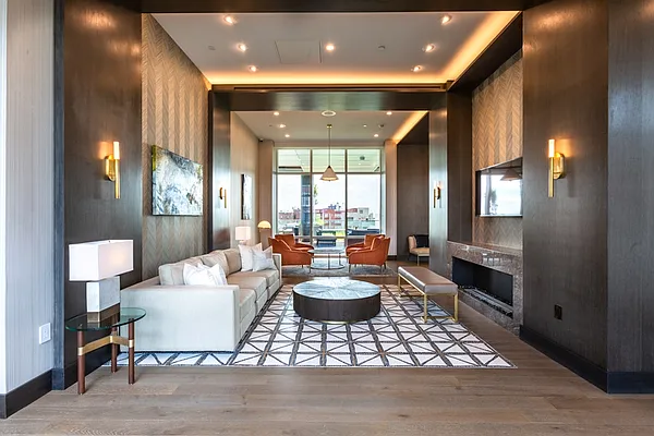 Rented by The Moinian Group | media 23