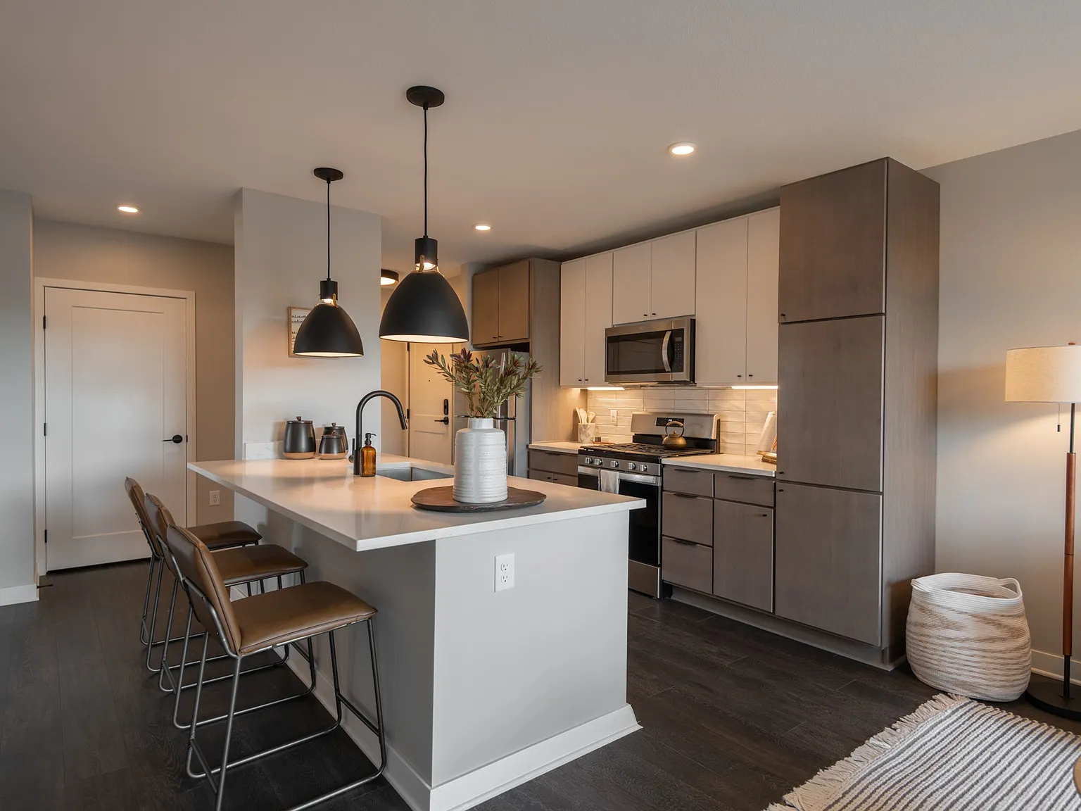 The Bohen Apartments — Photo 2