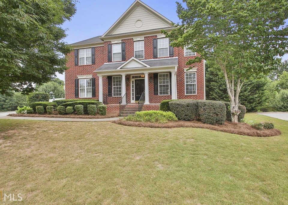 1st image of 131 Village Green Cir