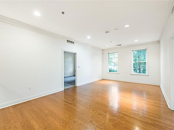 4th image of 1 Wayland Ave Unit 101S