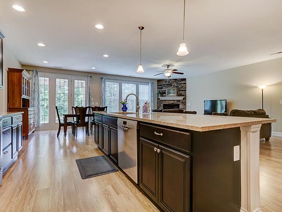 3rd image of 1962 Piperton Ln