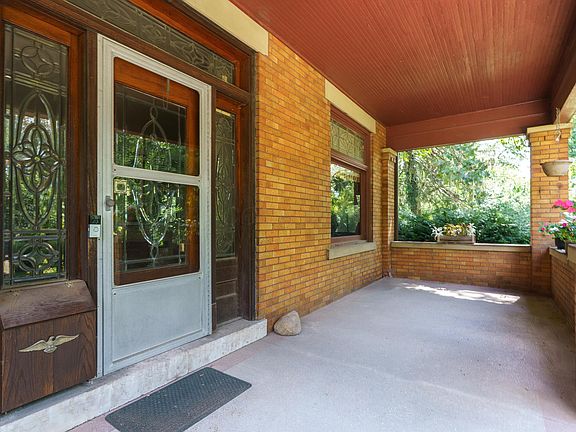 3rd image of 436 S Parkview Ave