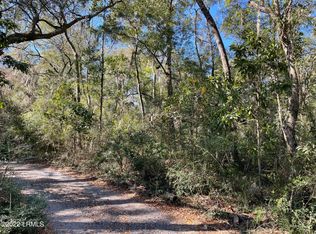 2 Loggerhead Trl, Beaufort, SC 29907