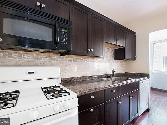 3rd image of 481 N Armistead St APT T3