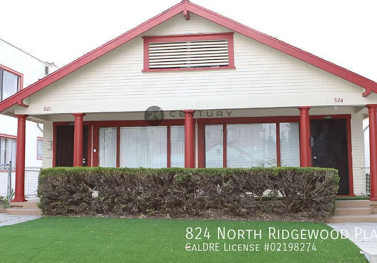 824 N Ridgewood Pl — Photo 2