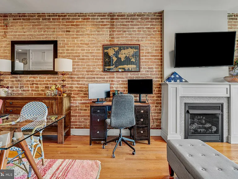 1531 Park Rd NW #6 — Photo 25