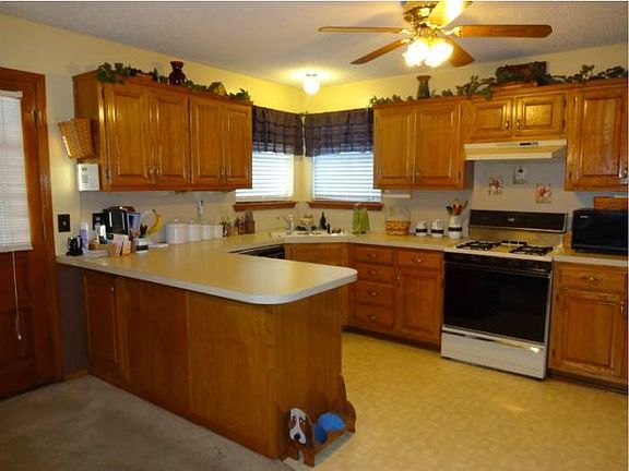 Large Kitchen!