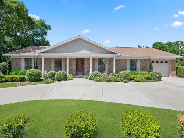 7838 Folkstone Dr, Pensacola, FL 32514