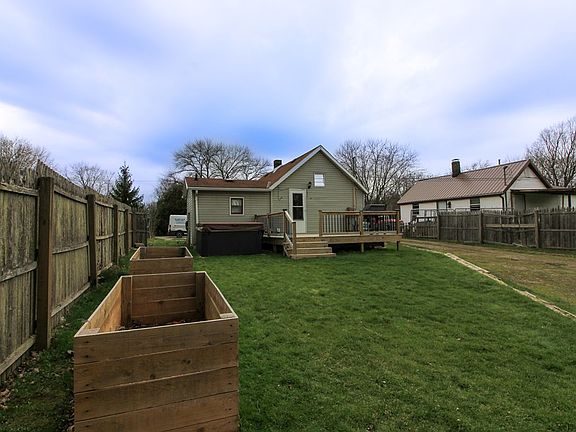 4th image of 1210 Boyle Rd
