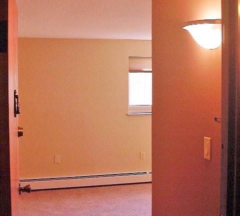 4th image of 101 S Rocky River Dr APT 408