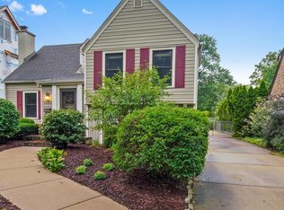 3932 Grove Ave, Western Springs, IL 60558