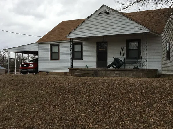 137 Woodruff Rd, Pinson, TN 38366