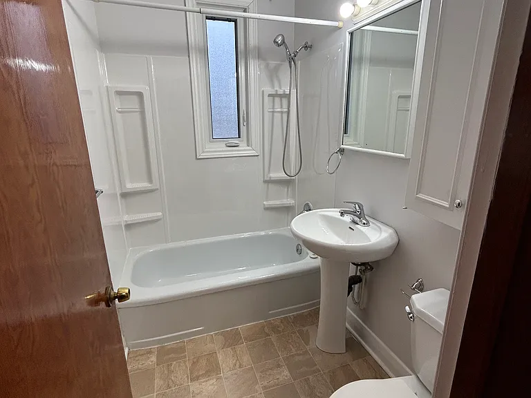 619 Fleet Ave #619 — Photo 12