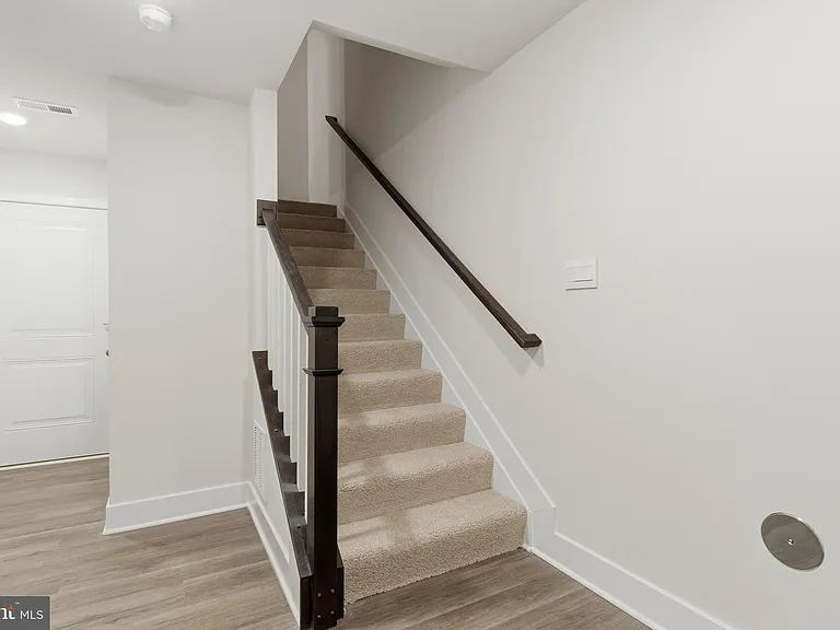 5213 Water Lily Way — Photo 2