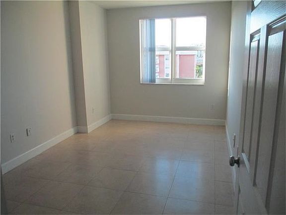 2nd image of 50 Menores Ave APT 724