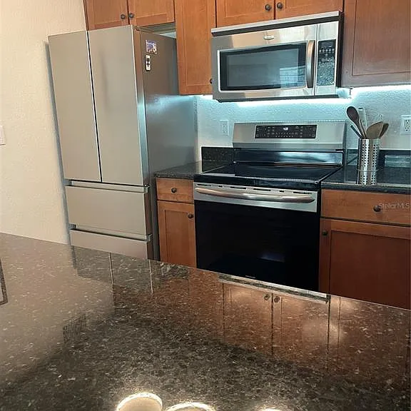 210 5th Ave S #209 — Photo 10