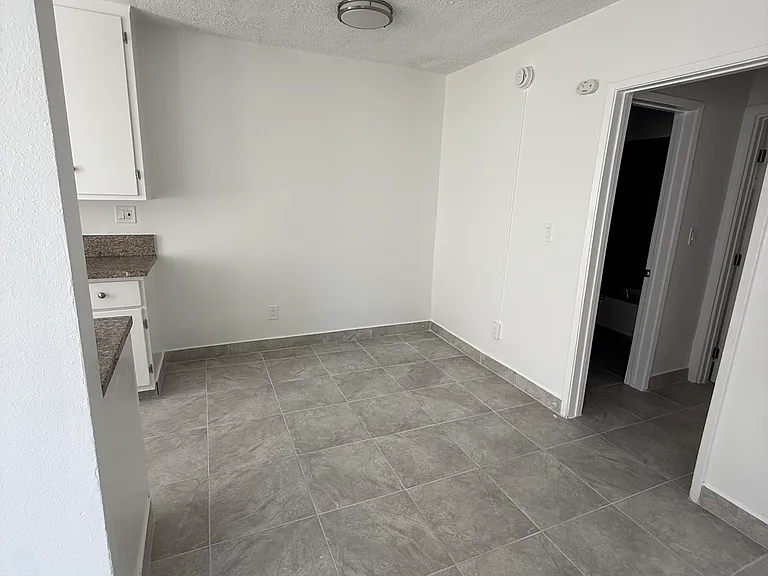 7533 Vineland Ave #2 — Photo 4