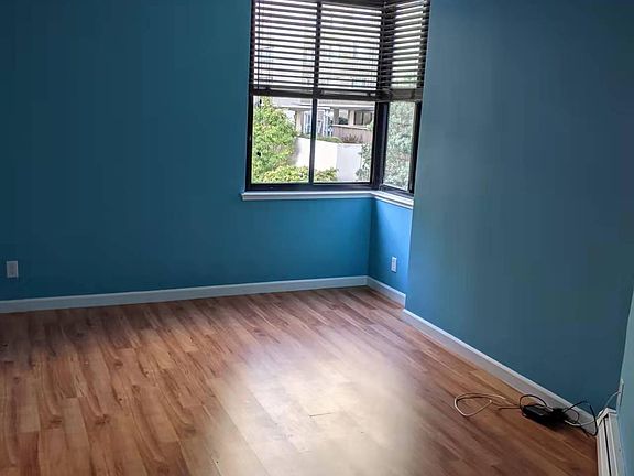 4th image of 900 Bush St APT 504