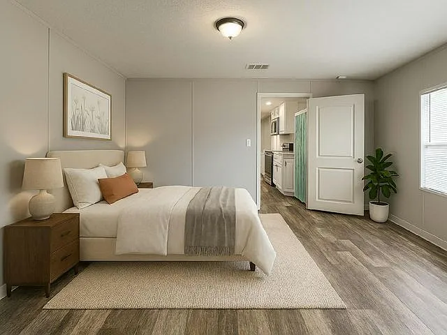 3 bed, 2.0 bath, 1056 sqft, $1,750 — Photo 4