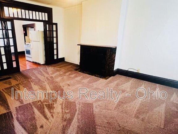 5th image of 244 N Washington St APT 2