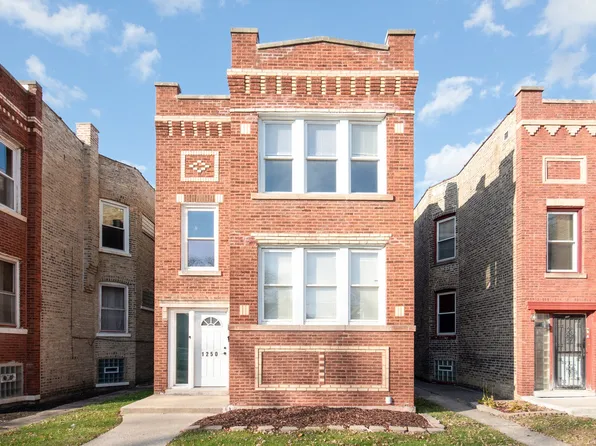 1250 N Monitor Ave, Chicago, IL 60651