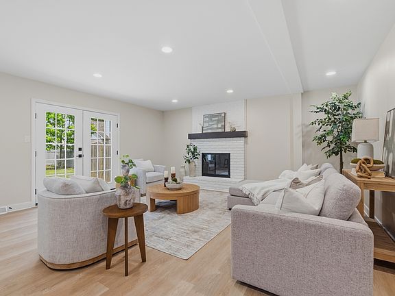 5th image of 7340 Cape Cod Cir