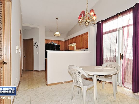Kitchen / Breakfast Room