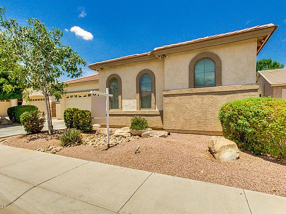 5th image of 17958 W Camino Real Dr