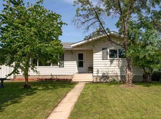7 Camelot Cres, Leduc, AB T9E4L4